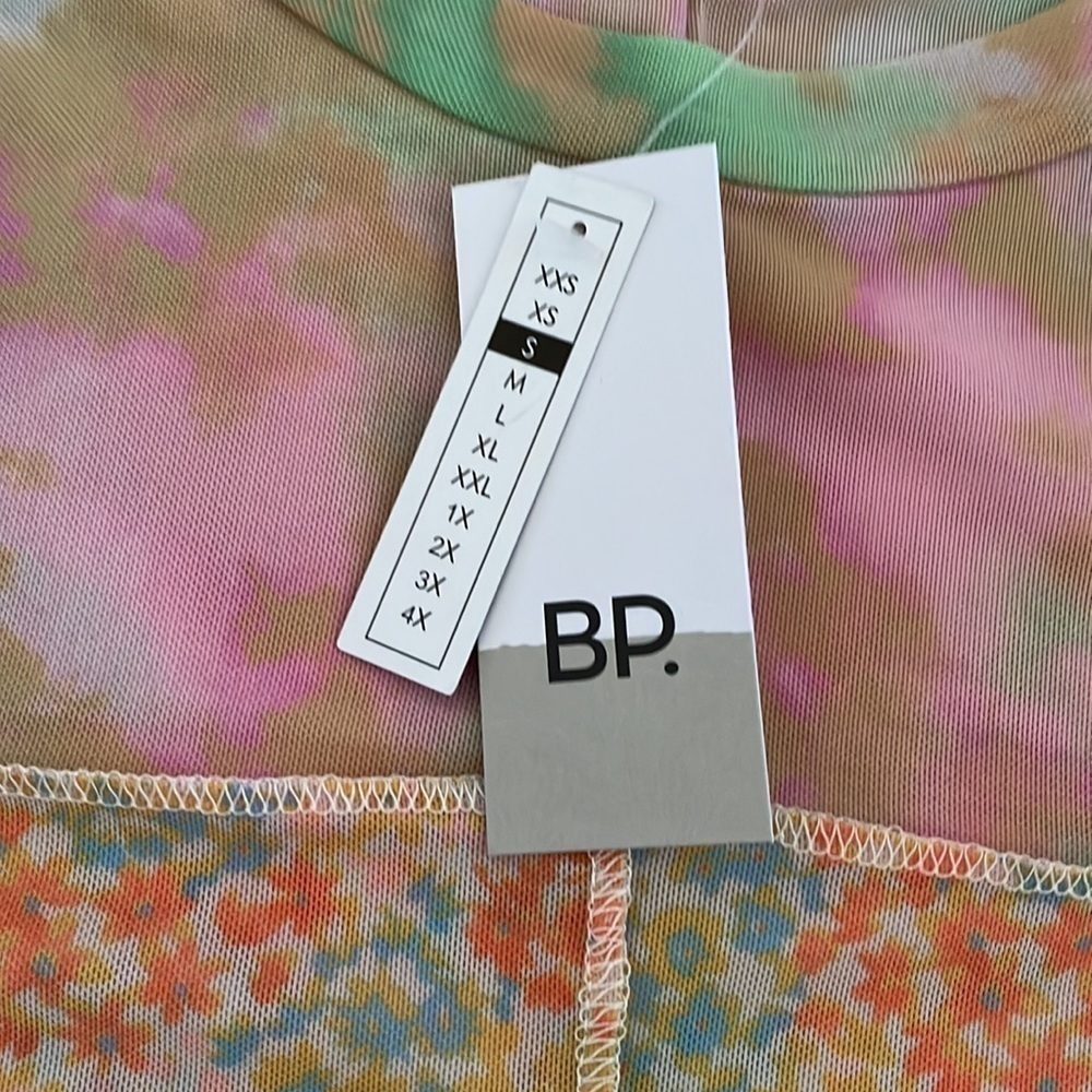 𝅺♥️BP♥️PATCHWORK Mesh Top, size(Small) - Picture 4 of 6